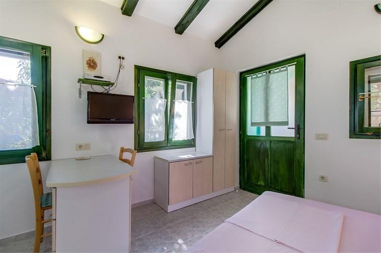 Apartment Julia Veli Losinj Exterior photo